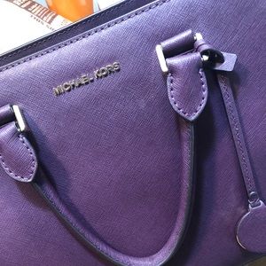 Michael Kors purse